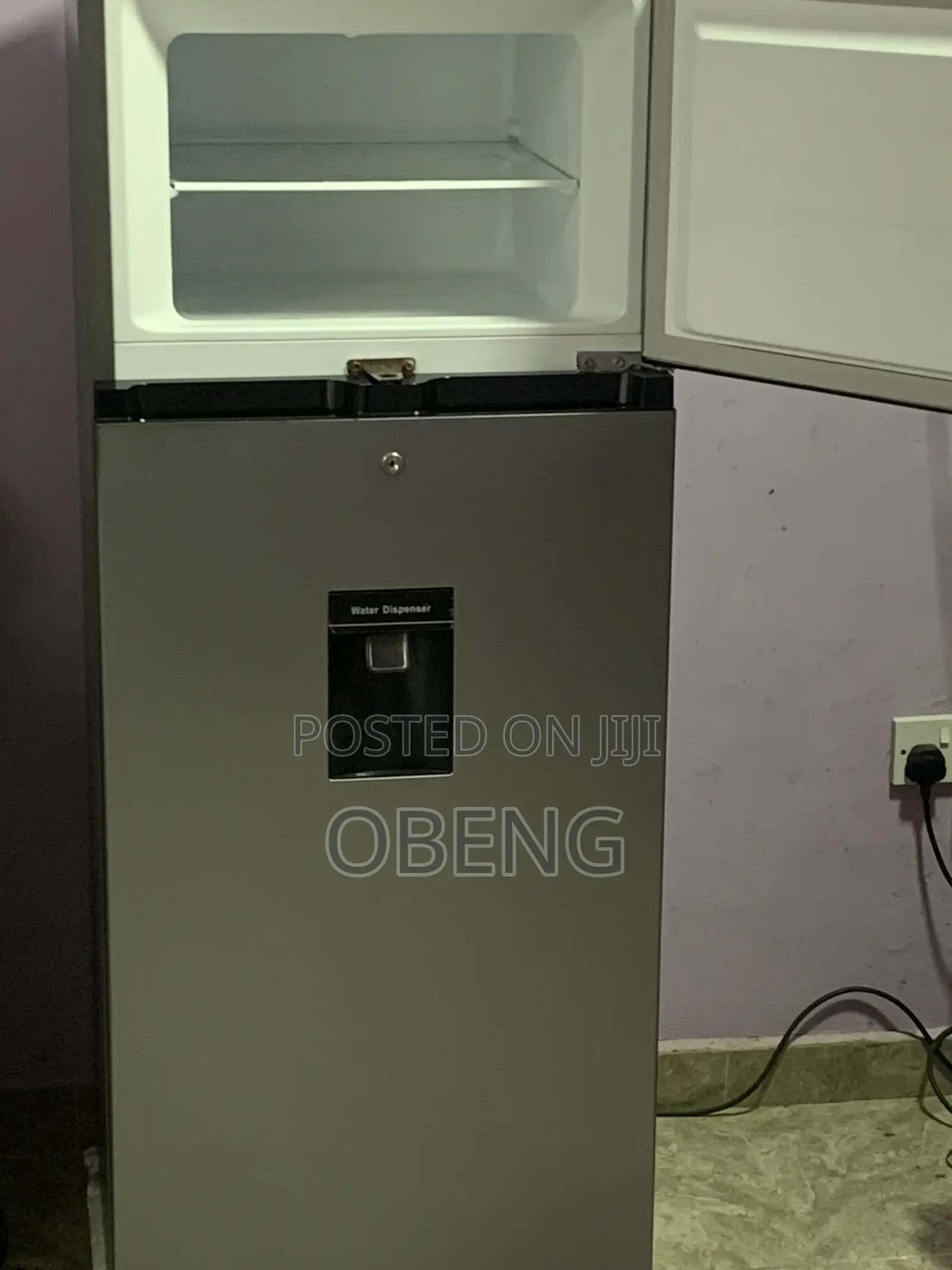 Hisense Double Door Fridge 205l With Water Dispenser