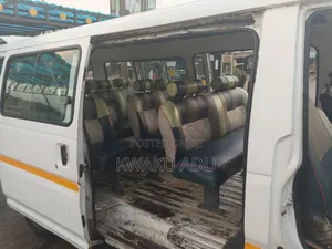 Nissan Caravan (Urvan) 1998 White