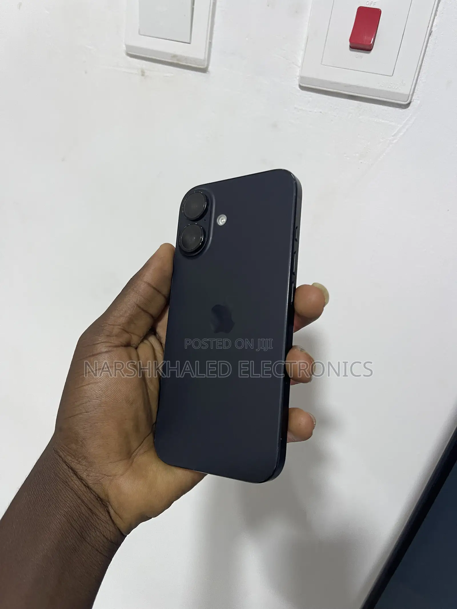 Apple iPhone 16 128 GB Black