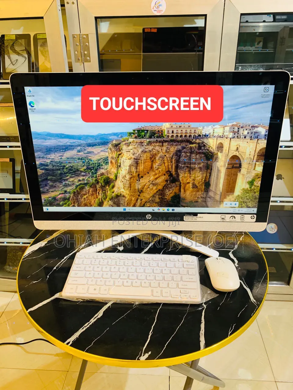 HP 24-G020 All in One Touchscreen Monitor for Sale