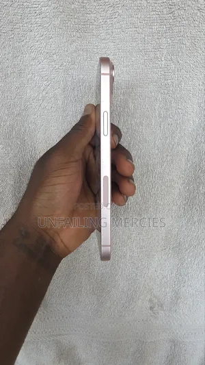 Apple iPhone 15 Plus 128 GB Pink