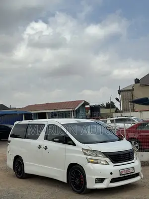 Toyota Vellfire Z 2.4 FWD 8-Seater 2011 White