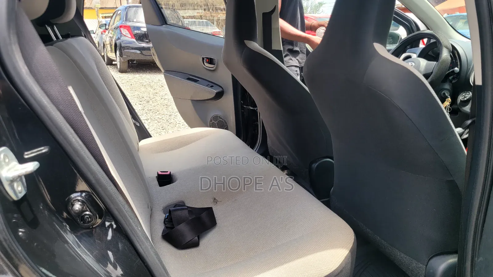 Toyota Vitz 2012 Black