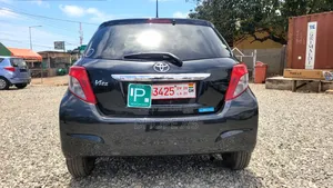 Toyota Vitz 2012 Black