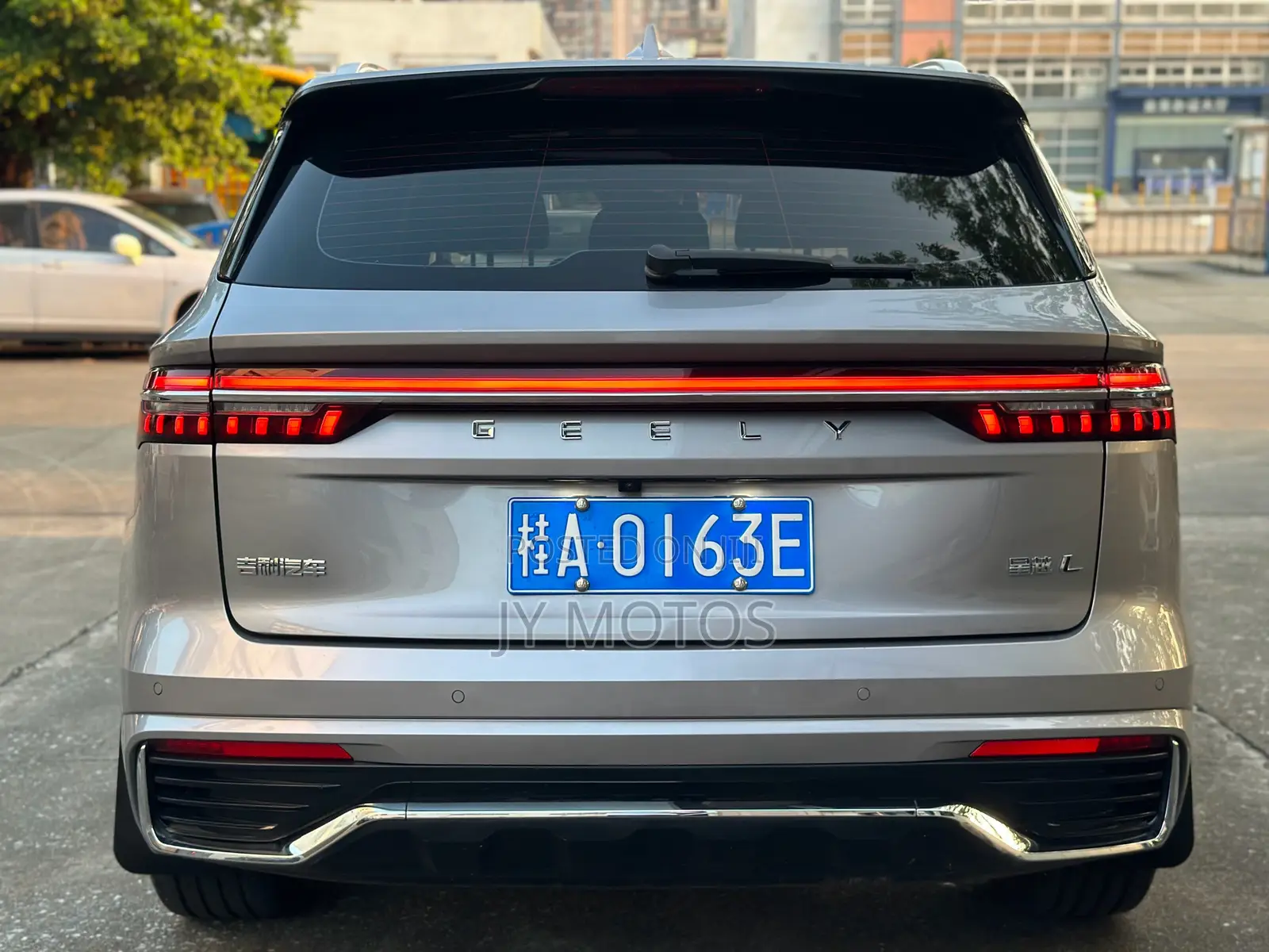 Geely Monjaro Exclusive 2024 Gray