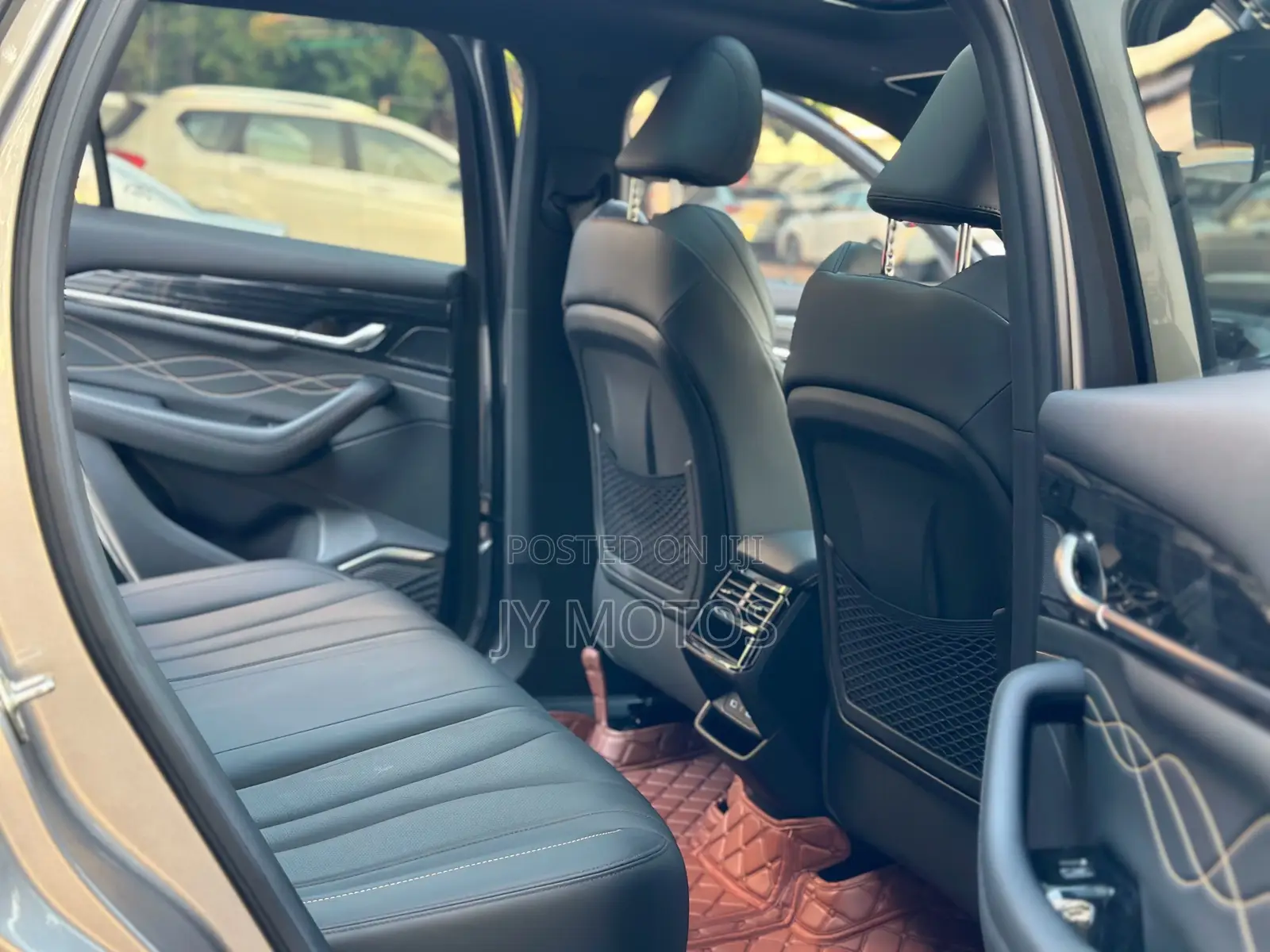 Geely Monjaro Exclusive 2024 Gray
