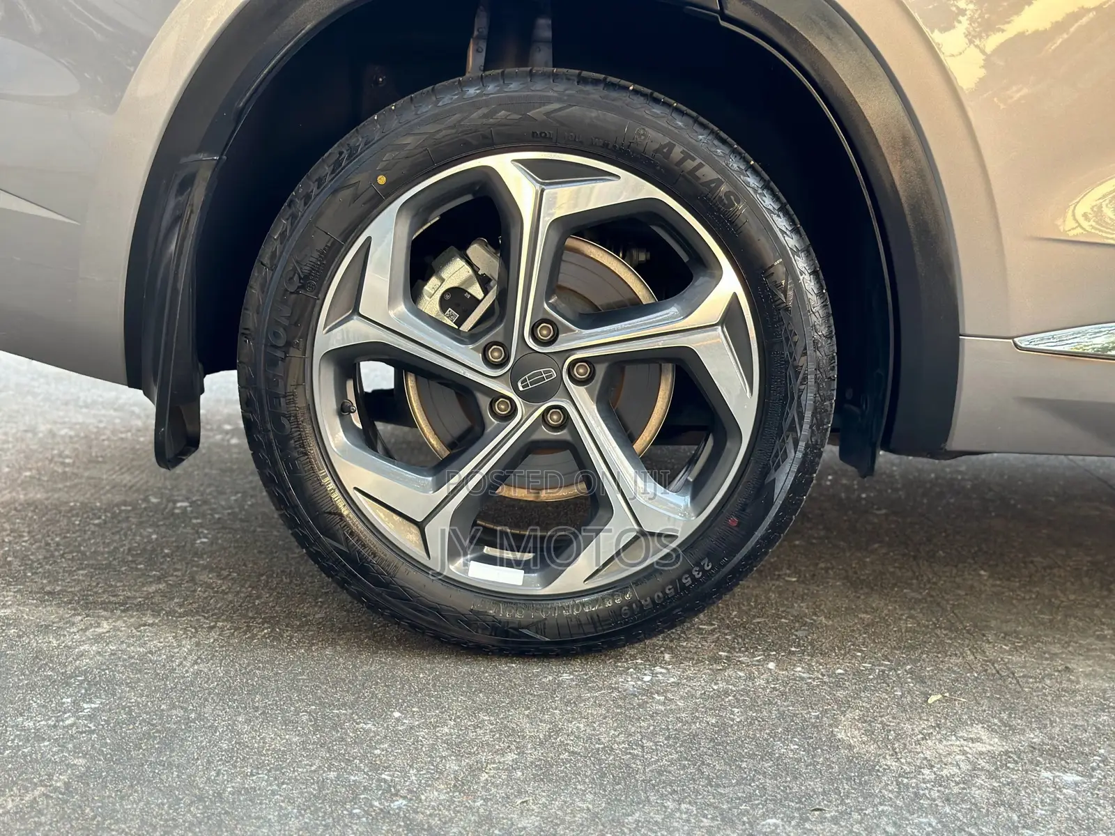 Geely Monjaro Exclusive 2024 Gray