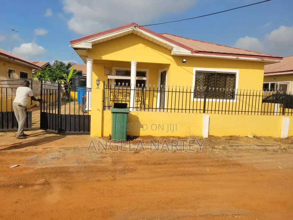 2bdrm House in Community 25 for sale
