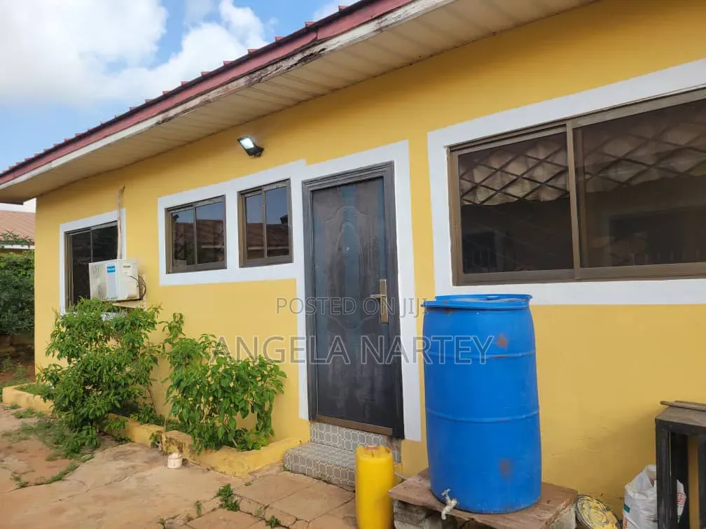 2bdrm House in Community 25 for sale