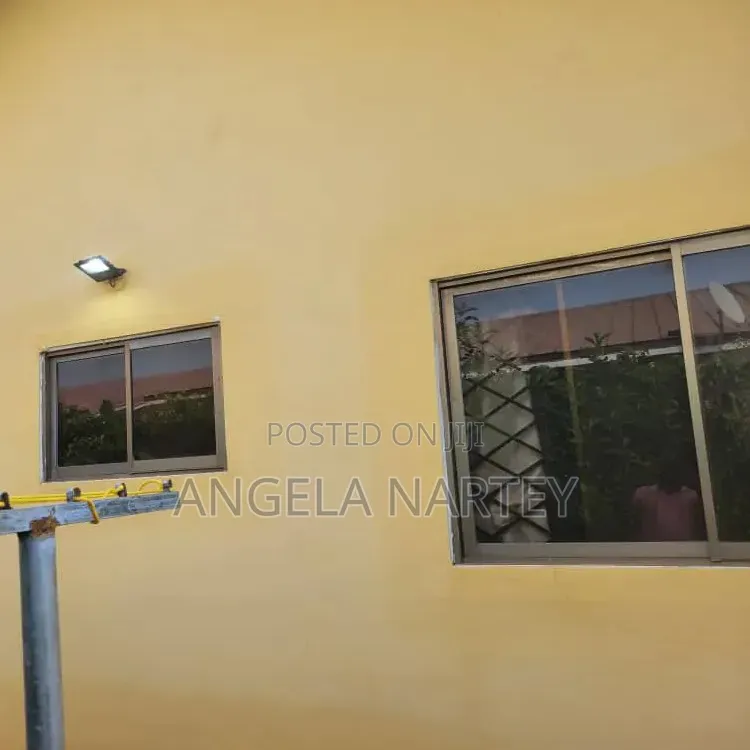 2bdrm House in Community 25 for sale