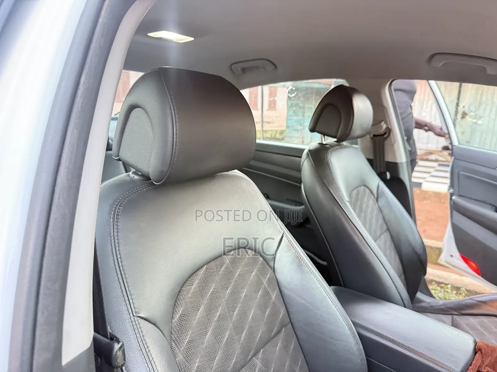 Hyundai Sonata SE 4dr Sedan (2.4L 4cyl 6A) 2015 White