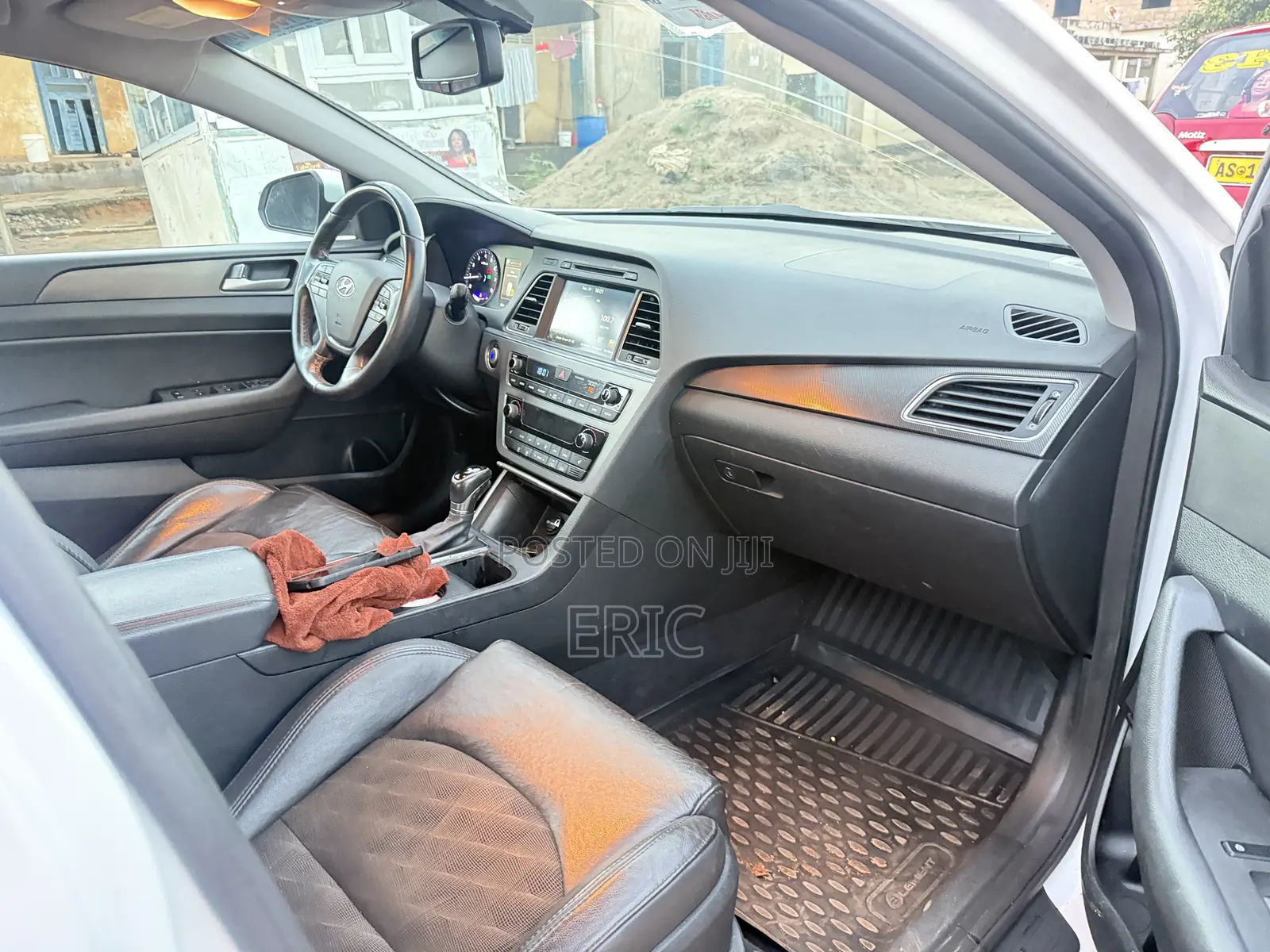 Hyundai Sonata SE 4dr Sedan (2.4L 4cyl 6A) 2015 White