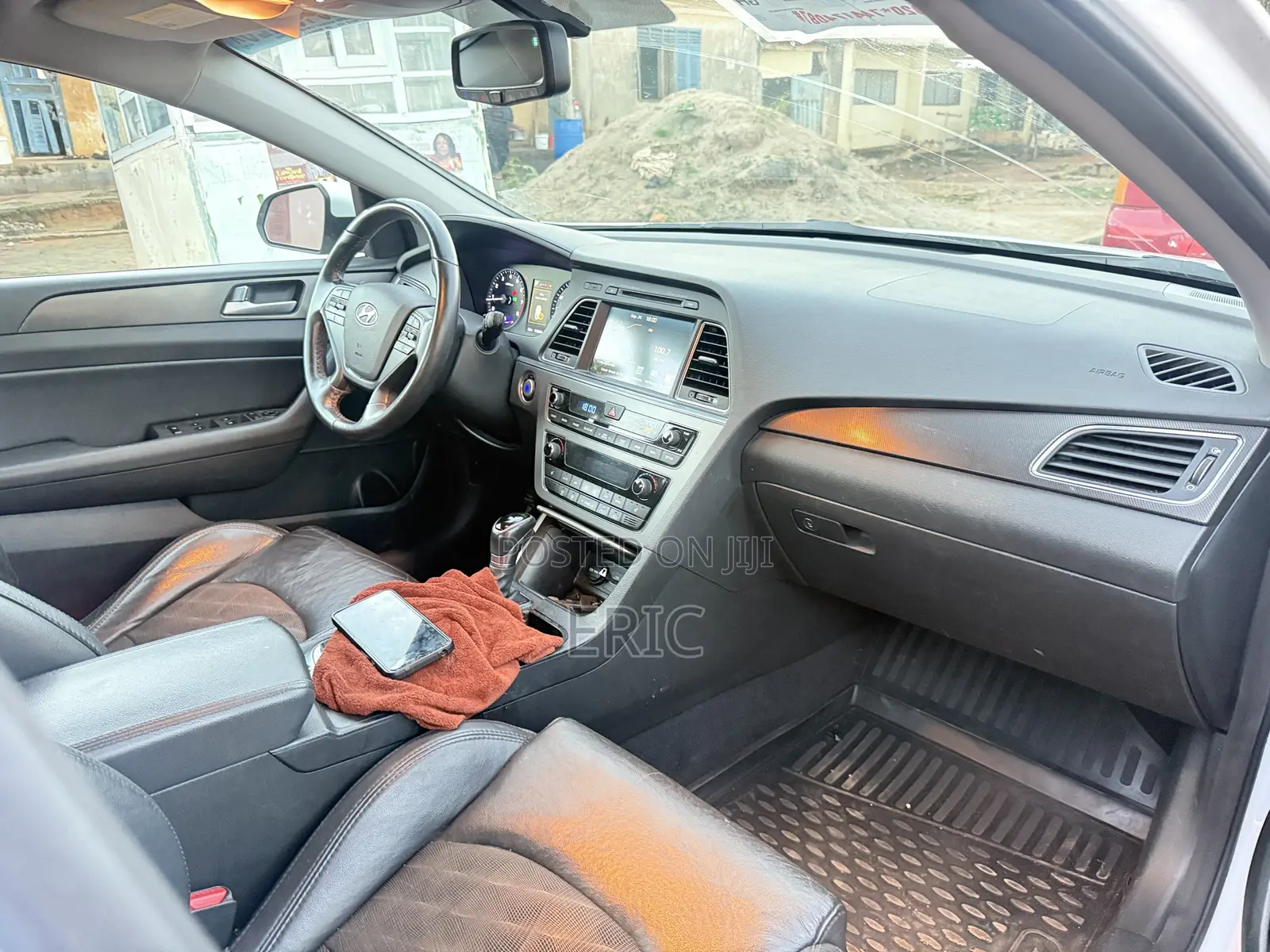 Hyundai Sonata SE 4dr Sedan (2.4L 4cyl 6A) 2015 White