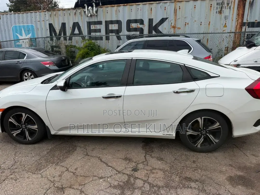 Honda Civic EX-L 4dr Sedan (1.5L 4cyl) 2017 White