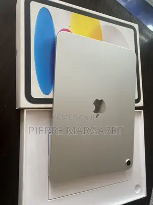 Apple iPad (2025) 128 GB Silver