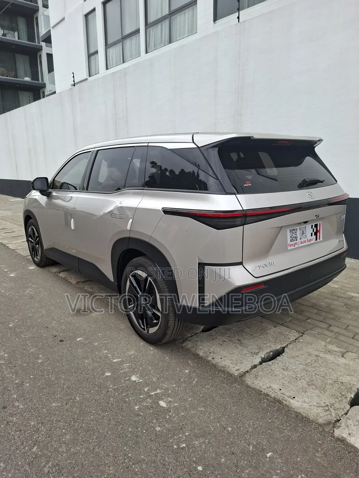 Toyota bZ3 2025 Silver