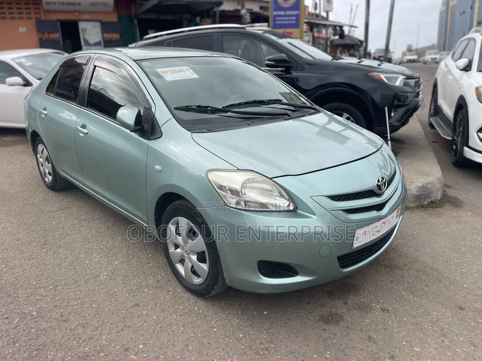 Toyota Belta 2010 Green