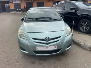 Toyota Belta 2010 Green