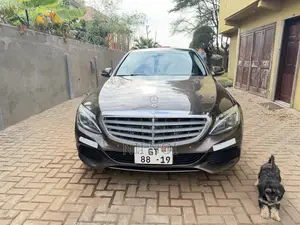 Mercedes-Benz C300 Luxury 4dr AWD 4Matic Sedan (2.0L 4cyl 7A) 2015