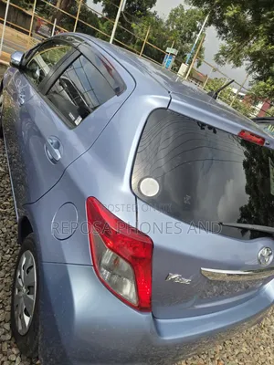 Toyota Vitz 2013 Blue