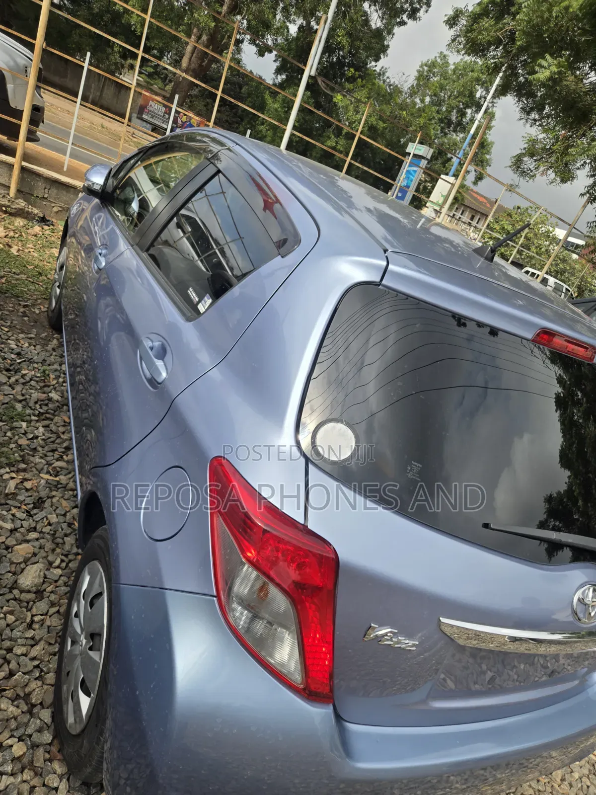 Toyota Vitz 2013 Blue