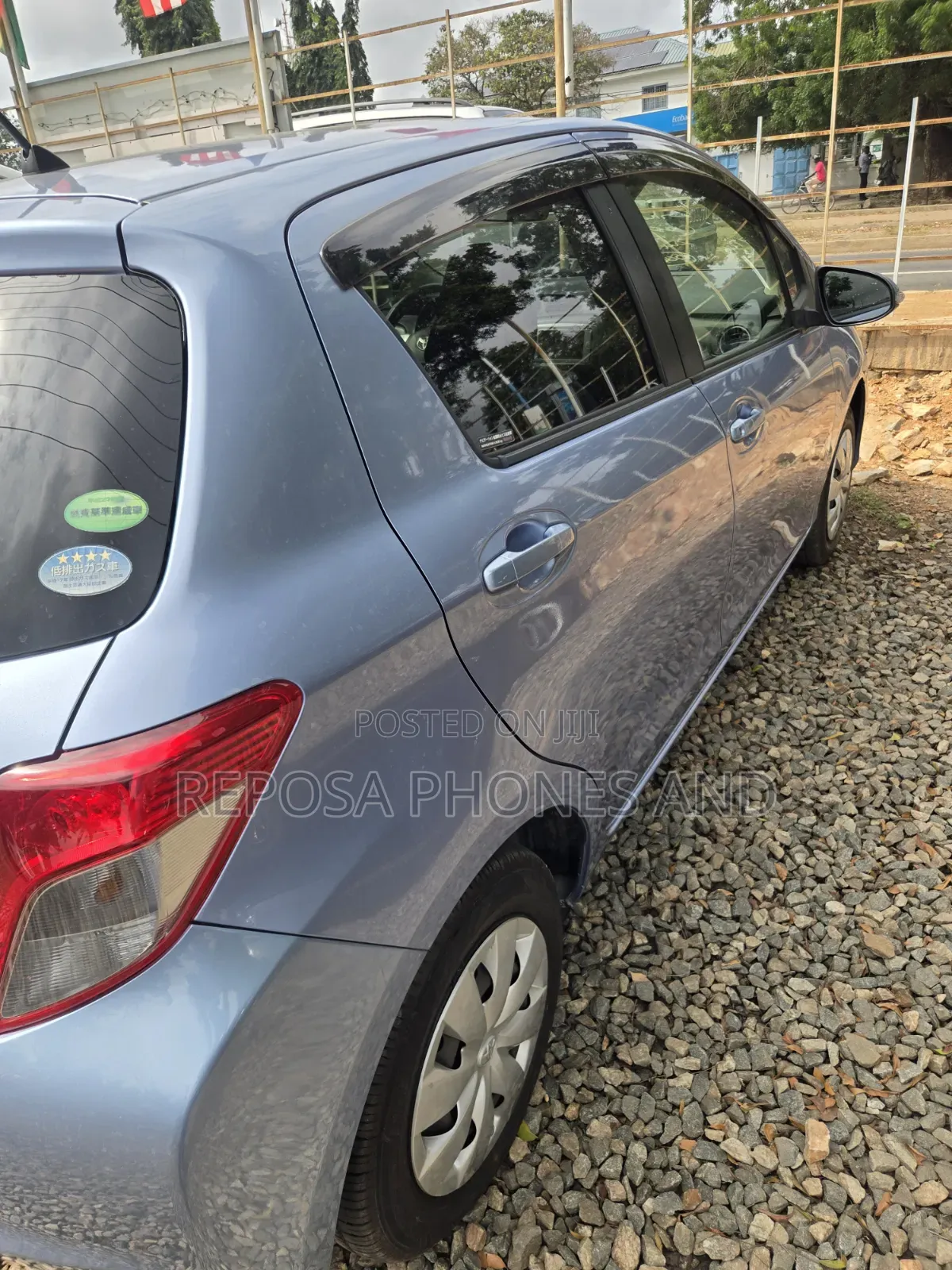 Toyota Vitz 2013 Blue