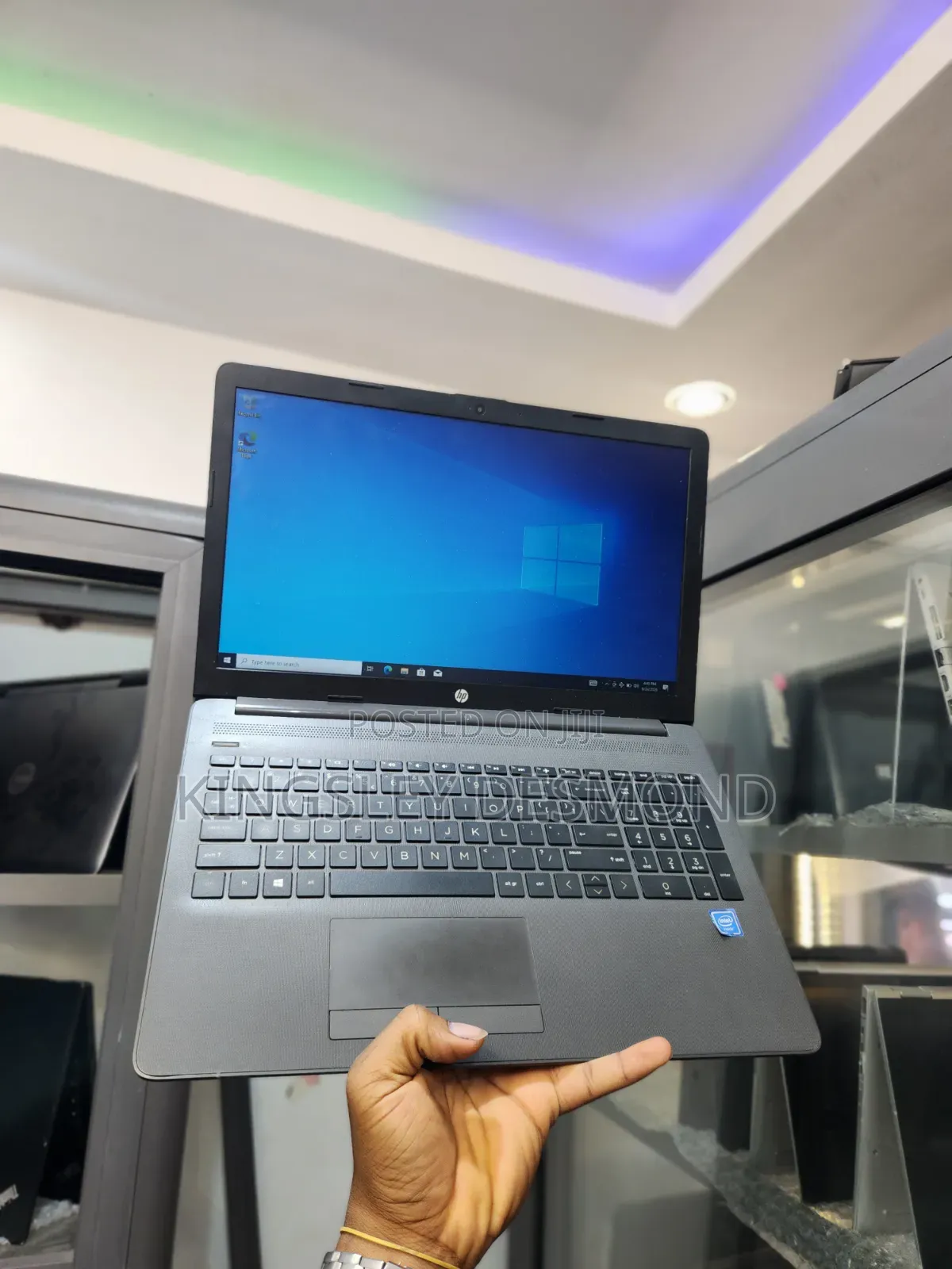 Laptop HP 250 G7 4GB Intel Pentium SSD 160GB