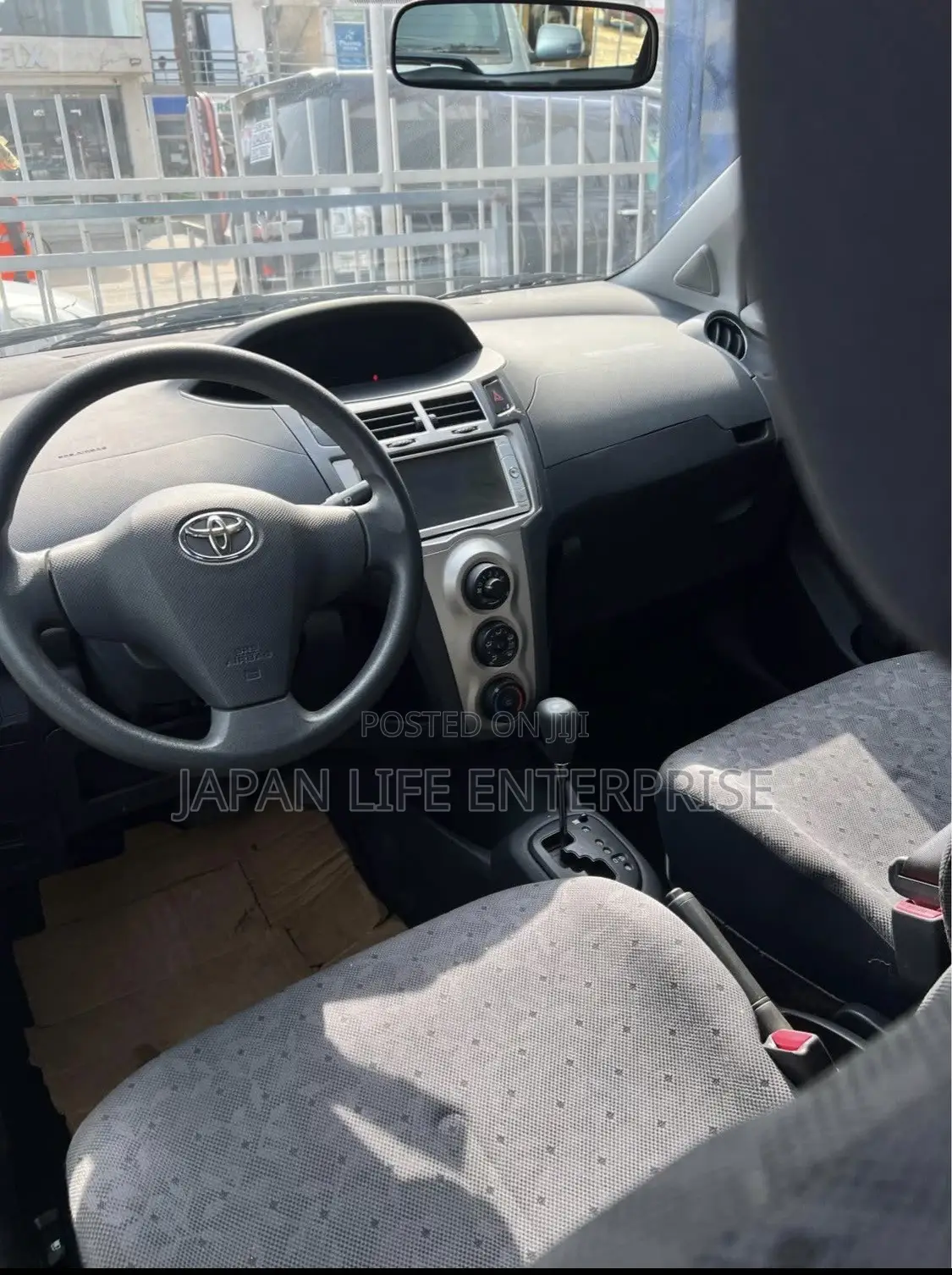 Toyota Vitz 2010 Teal