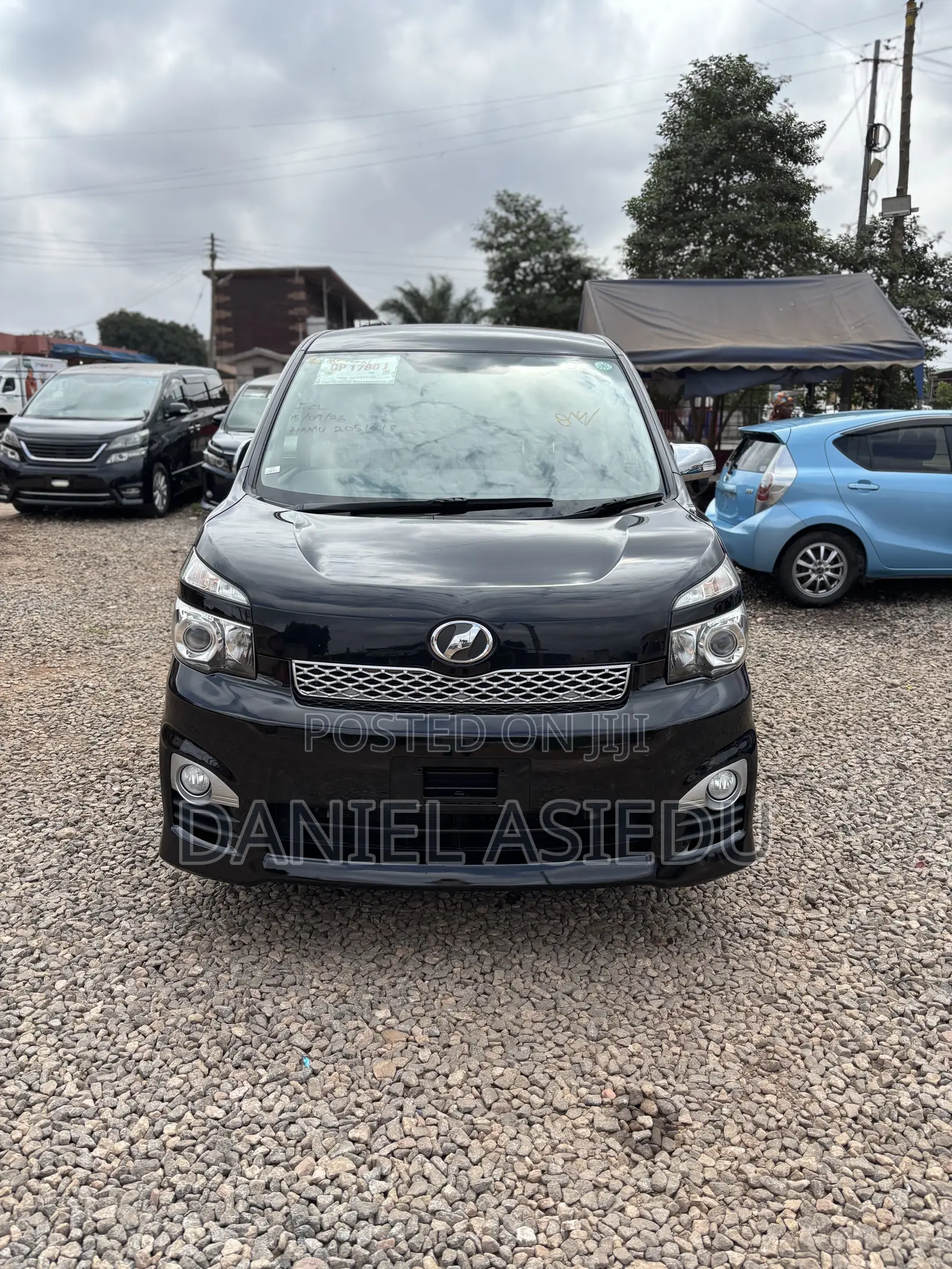 Toyota Voxy V 2WD 8-Seater 2012 Black