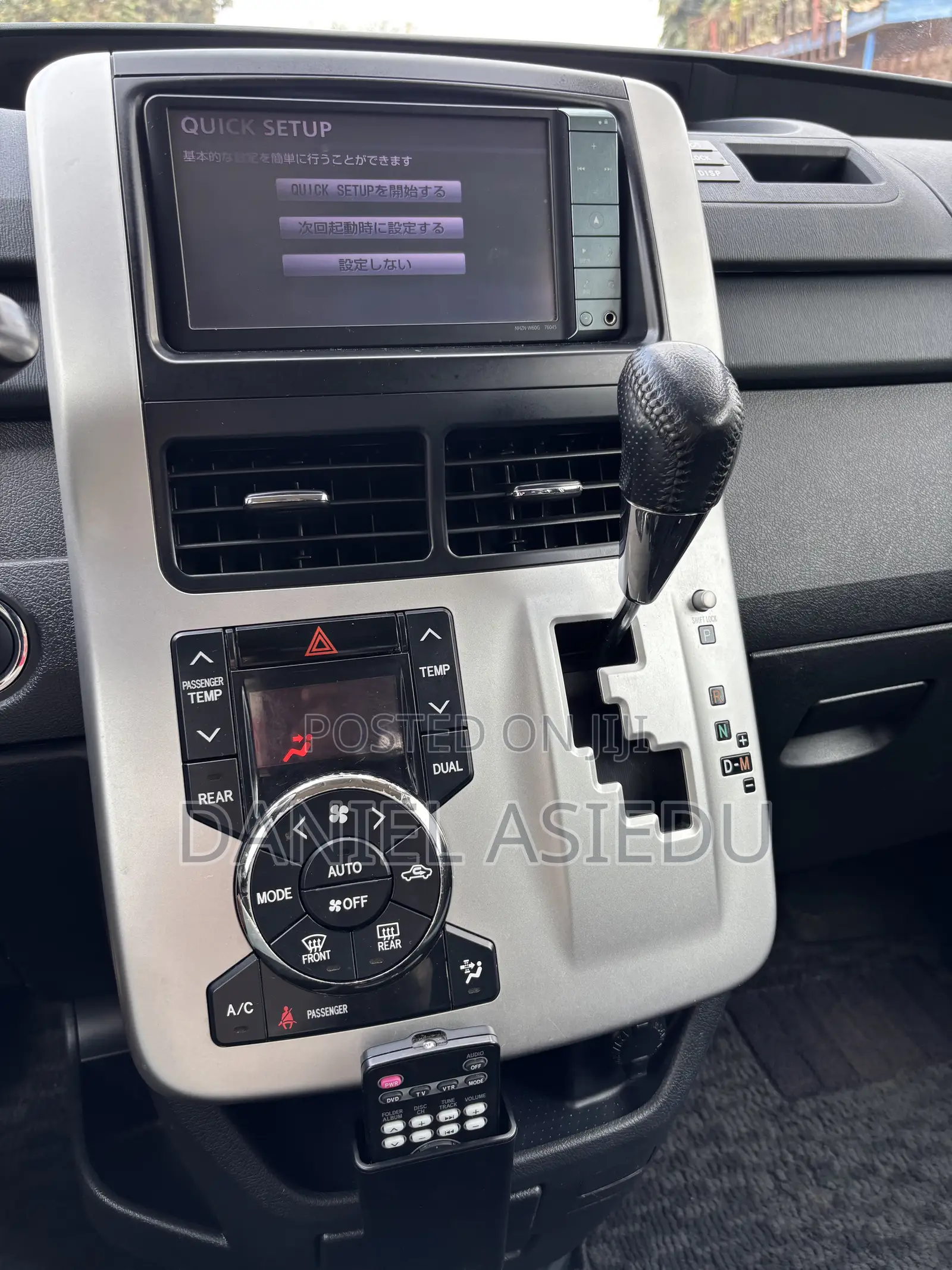 Toyota Voxy V 2WD 8-Seater 2012 Black