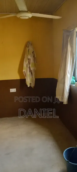 2bdrm House in Taxi Station for rent