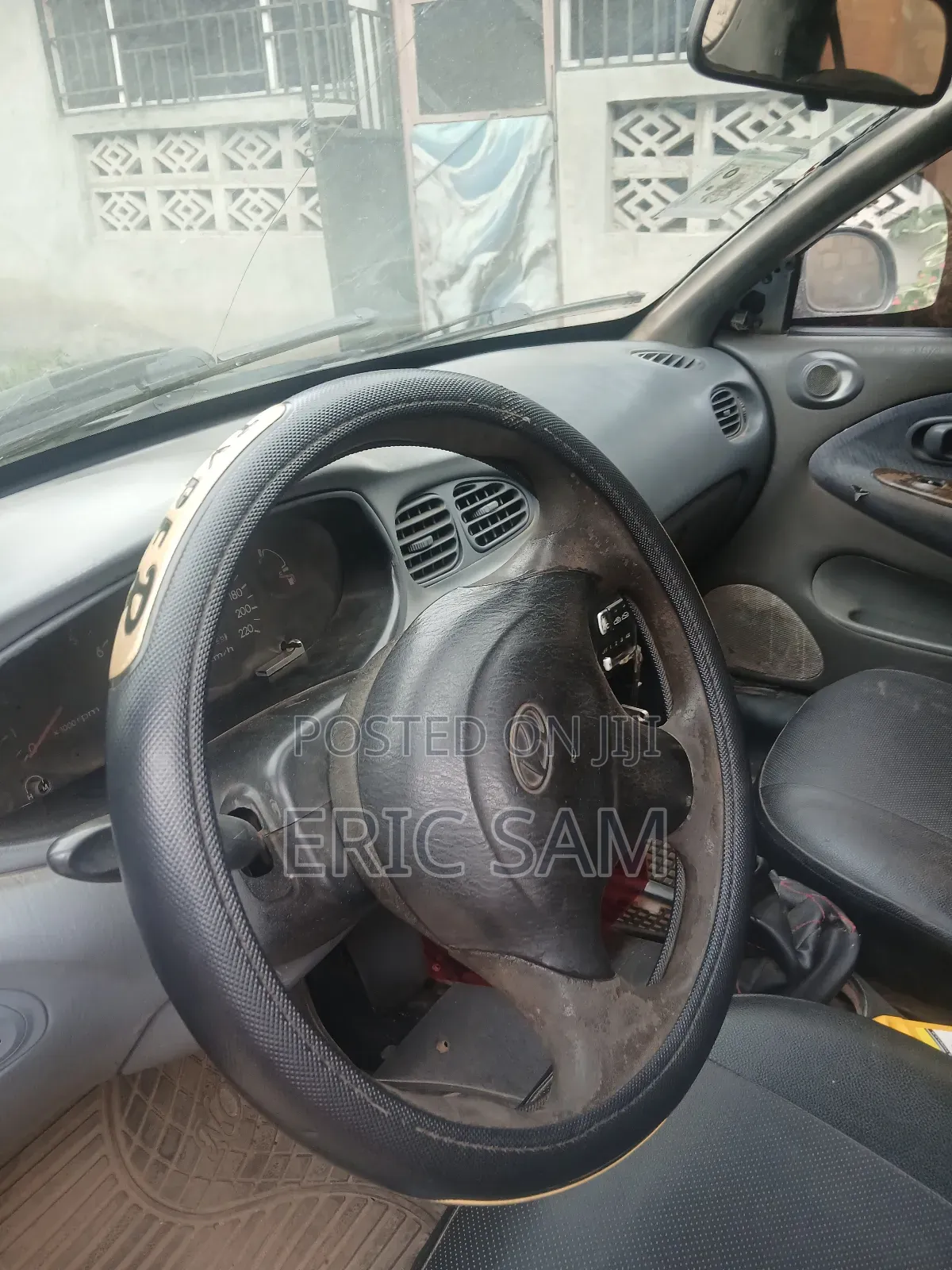 Hyundai Elantra Base Sedan 1998 Gray