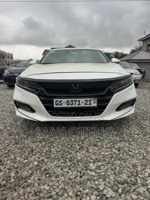 Honda Accord Sport (2.0L 4cyl Turbo 10A) 2019 White