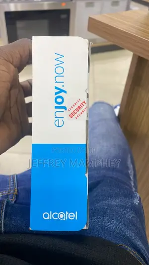 New Alcatel A30 Plus 16 GB Black