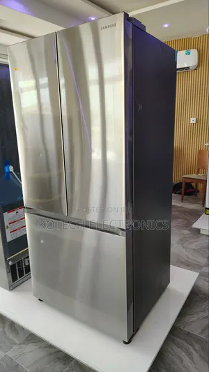 Samsung 18 Cu. Ft. Smart Counter Depth French Door Refrigerator