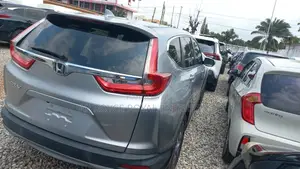 Honda CR-V Touring 4dr SUV AWD (1.5L 4cyl CVT) 2017 Silver