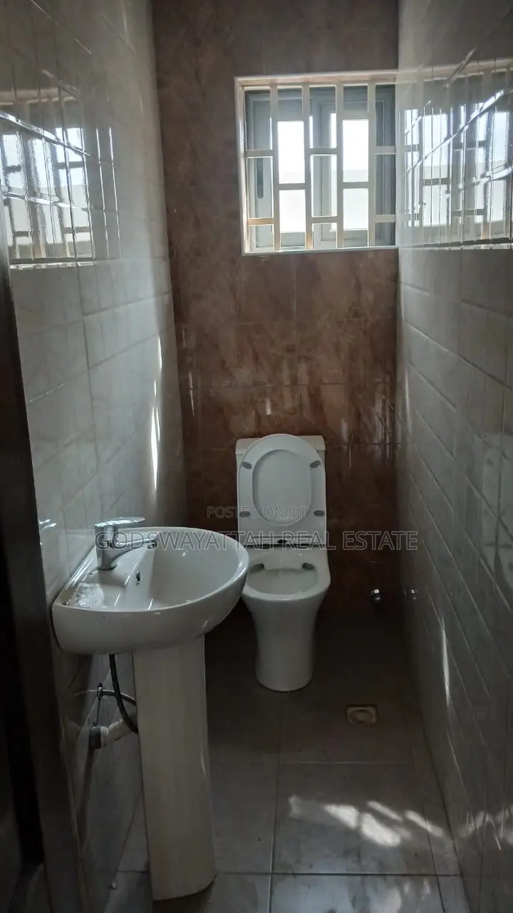 1bdrm Apartment in East Legon, Adjiriganor for rent