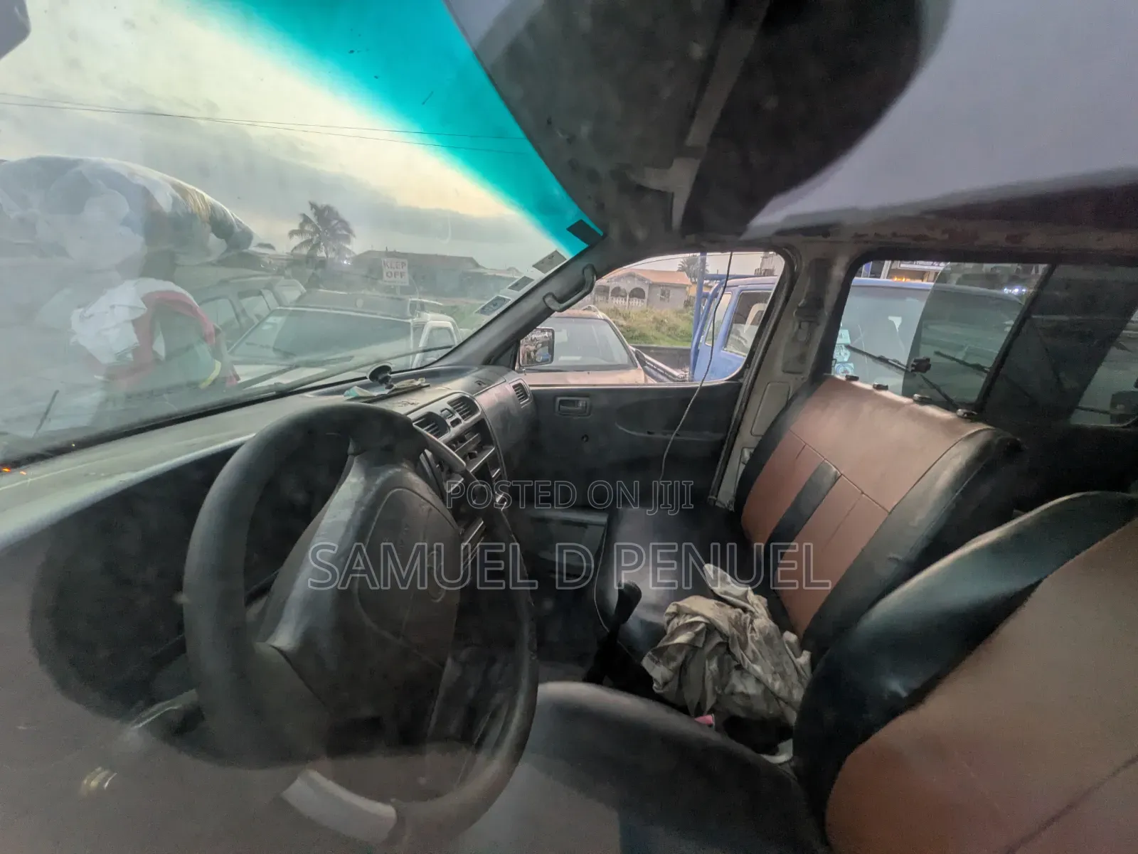 Toyota HiAce 2009 White