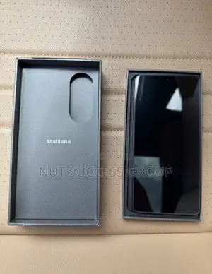 New Samsung Galaxy S26+ 256 GB Black
