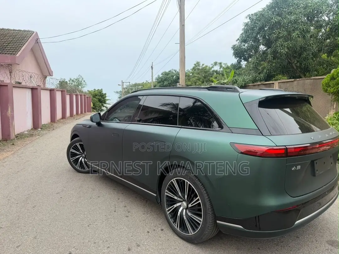 New XPeng G9 2025 Green