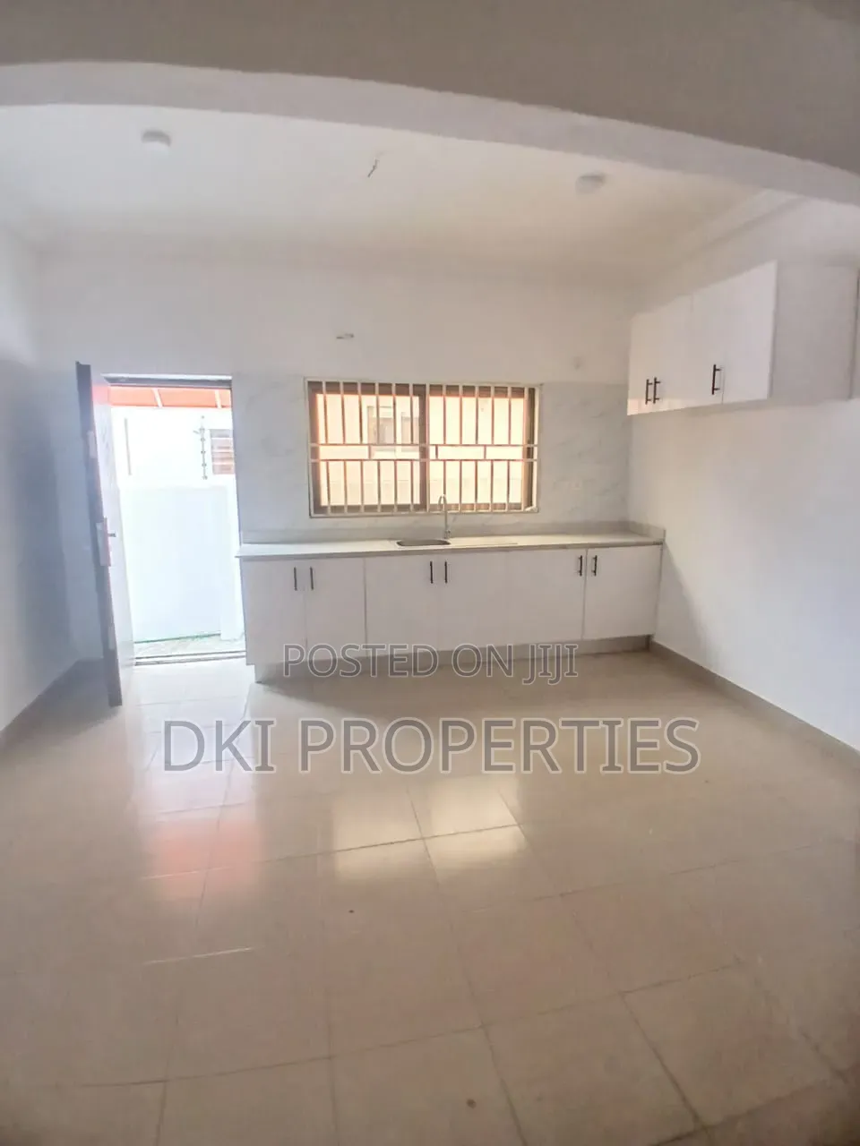 3bdrm Apartment in Dki Properties, Ability for rent