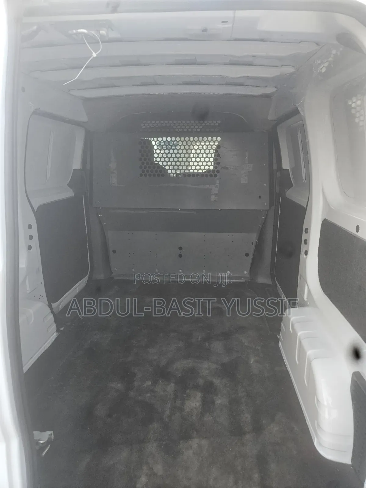 Nissan NV3500 2015 White