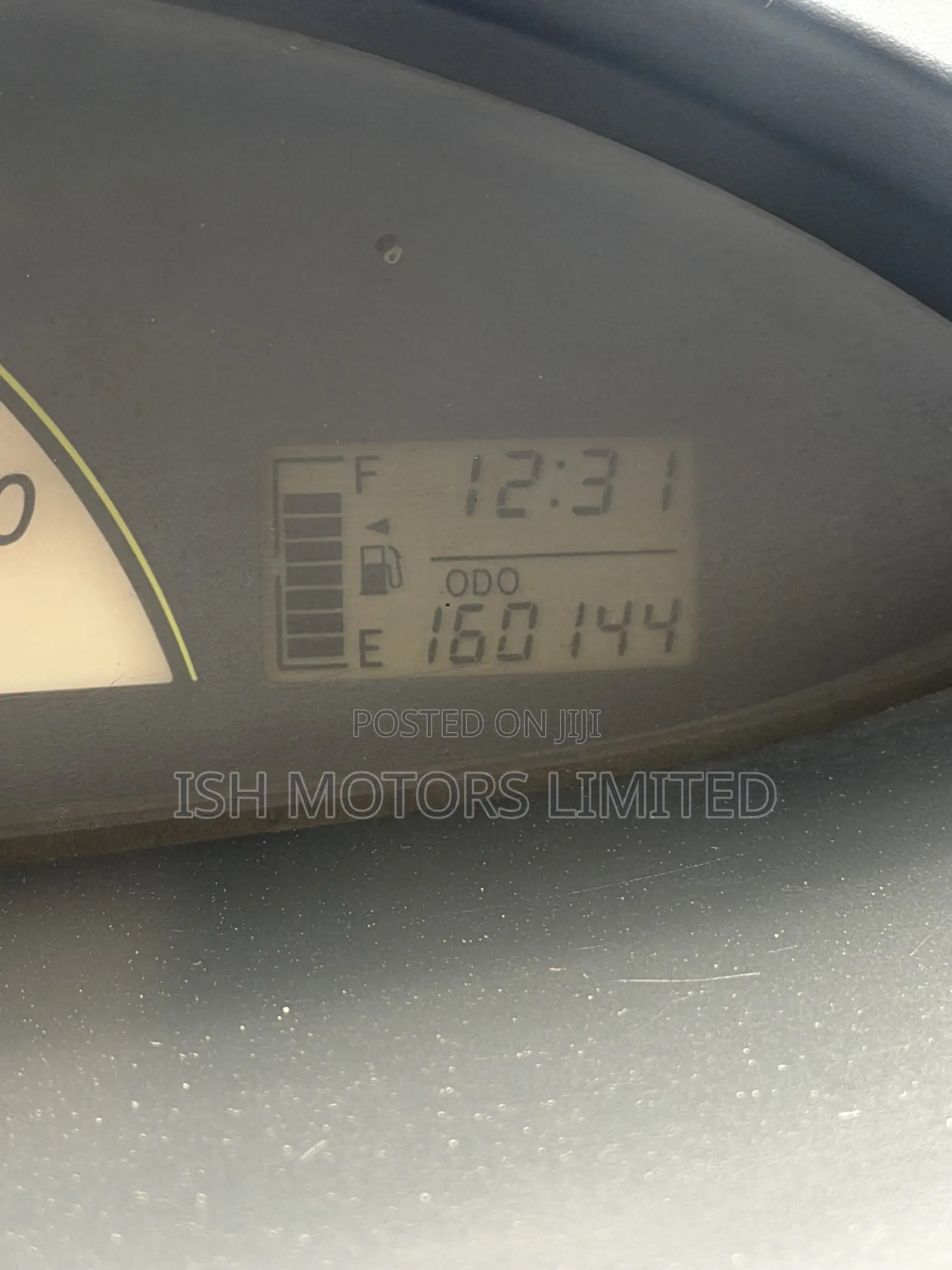 Toyota Yaris Base Sedan 4dr 2010 Black