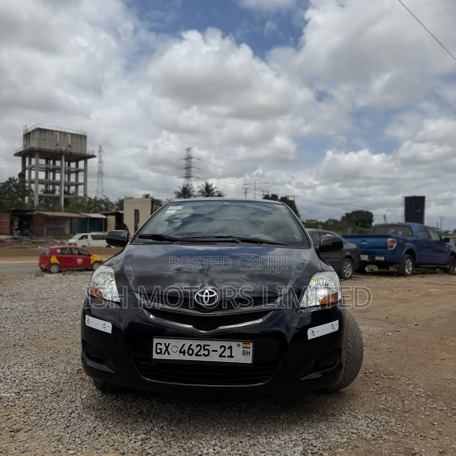 Toyota Yaris Base Sedan 4dr 2010 Black