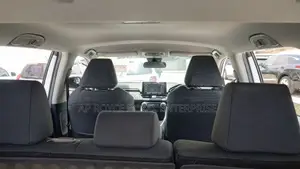 Toyota RAV4 LE AWD 2020 White