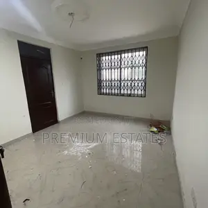 3bdrm Apartment in Ashaley Botwe for rent