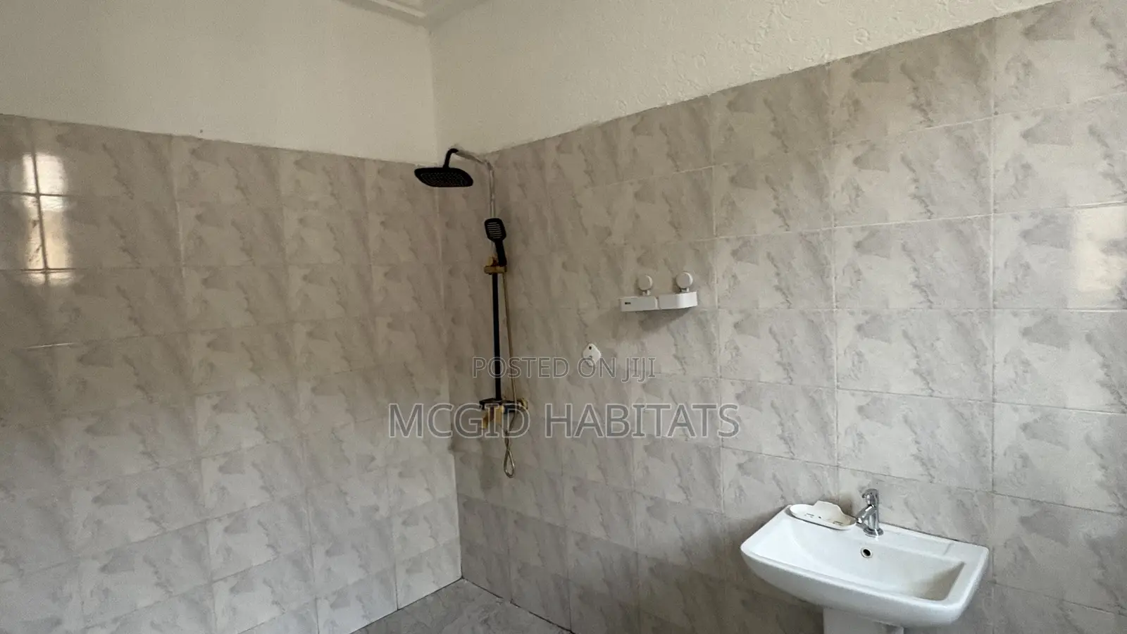 2bdrm Apartment in Oyarifa for rent