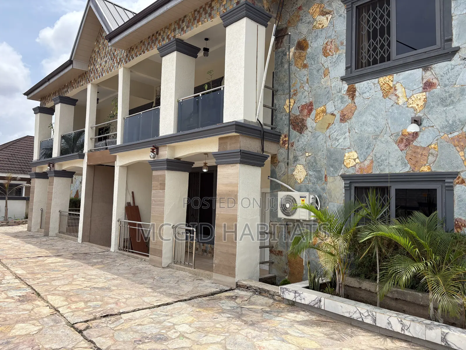 2bdrm Apartment in Oyarifa for rent