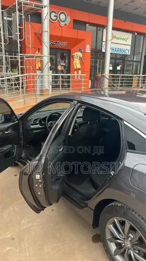 Honda Civic EX 2021 Gray