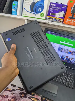 Laptop Dell Latitude 5480 8GB Intel Core i7 SSD 256GB